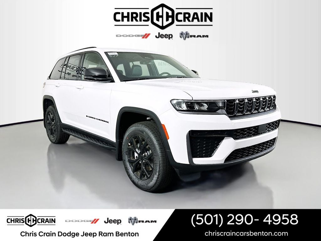 2026 Jeep Grand Cherokee Laredo Altitude