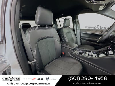2026 Jeep Grand Cherokee Laredo Altitude
