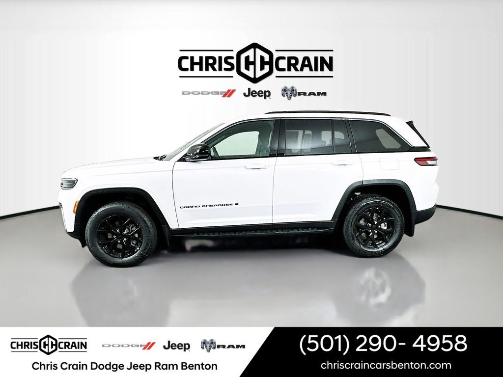 2026 Jeep Grand Cherokee Laredo Altitude