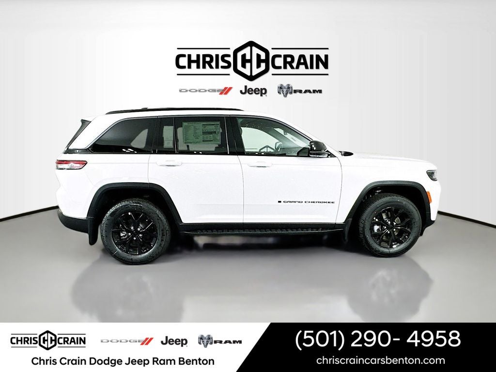 2026 Jeep Grand Cherokee Laredo Altitude