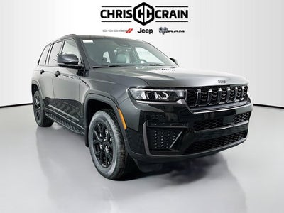2026 Jeep Grand Cherokee GRAND CHEROKEE LAREDO ALTITUDE 4X4