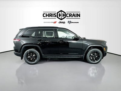 2026 Jeep Grand Cherokee GRAND CHEROKEE LAREDO ALTITUDE 4X4