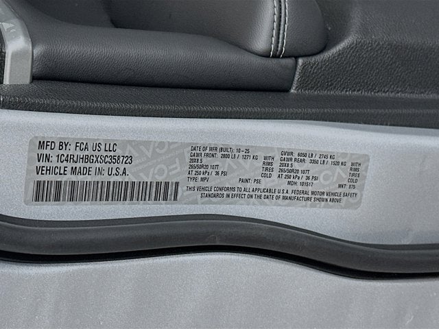 2025 Jeep Grand Cherokee GRAND CHEROKEE LIMITED 4X4