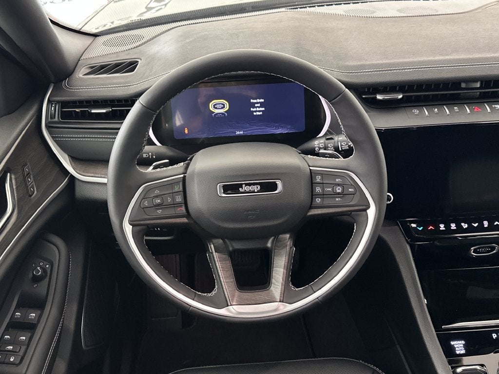 2027 Jeep Grand Cherokee GRAND CHEROKEE LIMITED RESERVE 4X4