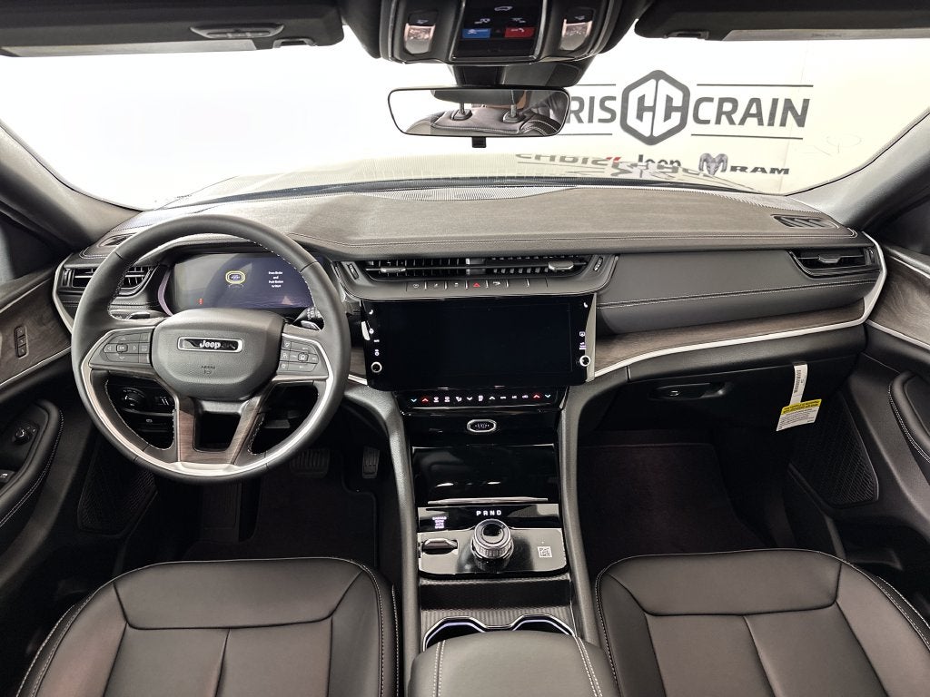 2027 Jeep Grand Cherokee GRAND CHEROKEE LIMITED 4X4