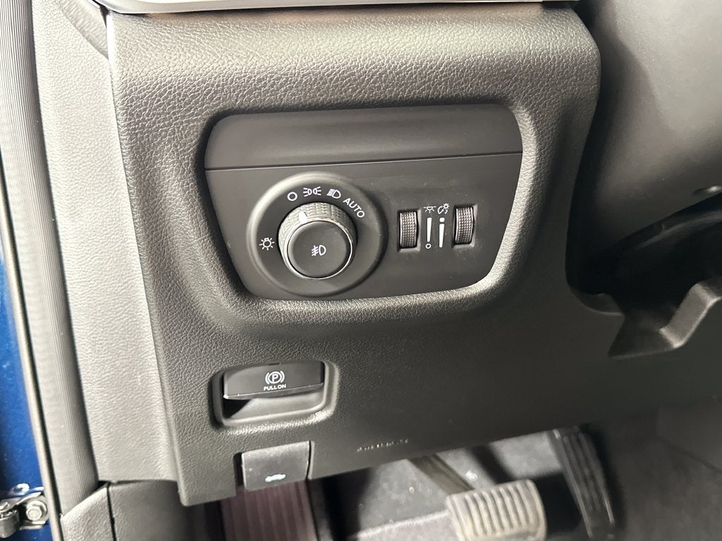 2027 Jeep Grand Cherokee GRAND CHEROKEE LIMITED 4X4
