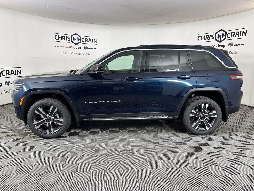 2027 Jeep Grand Cherokee GRAND CHEROKEE LIMITED 4X4