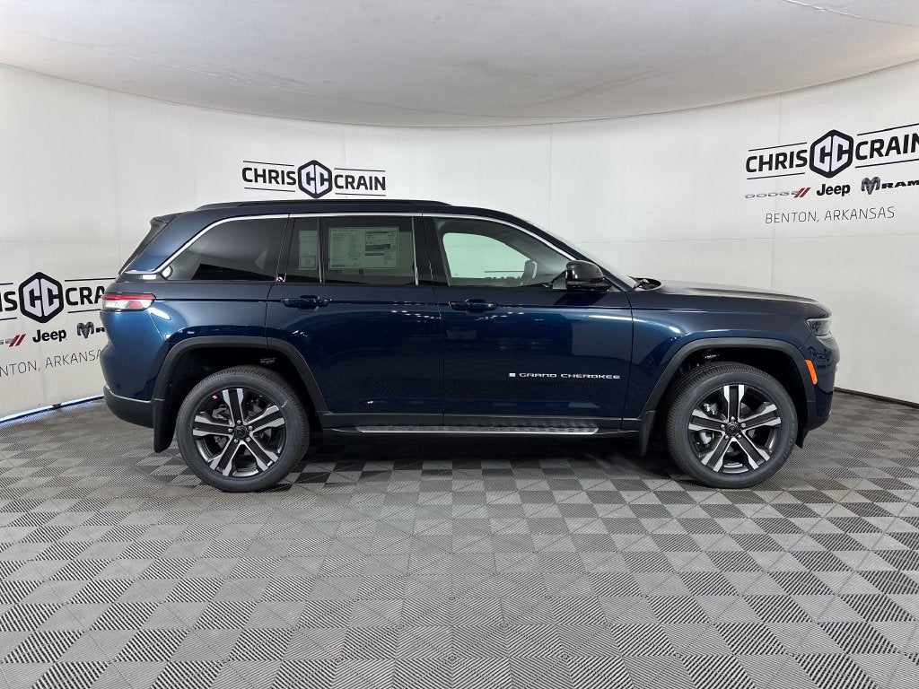 2027 Jeep Grand Cherokee GRAND CHEROKEE LIMITED 4X4