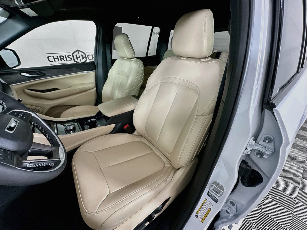 2027 Jeep Grand Cherokee Limited