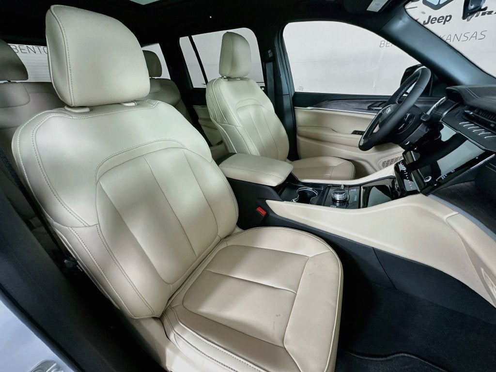 2027 Jeep Grand Cherokee Limited