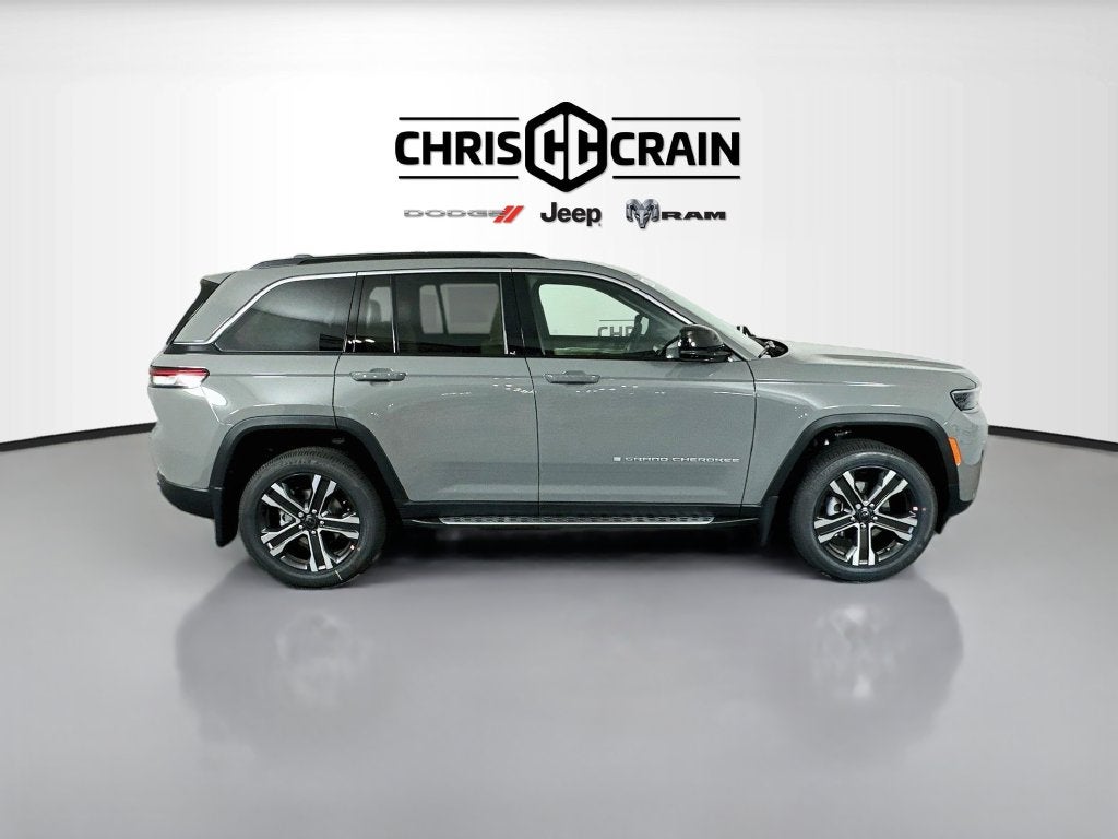 2027 Jeep Grand Cherokee GRAND CHEROKEE LIMITED 4X4
