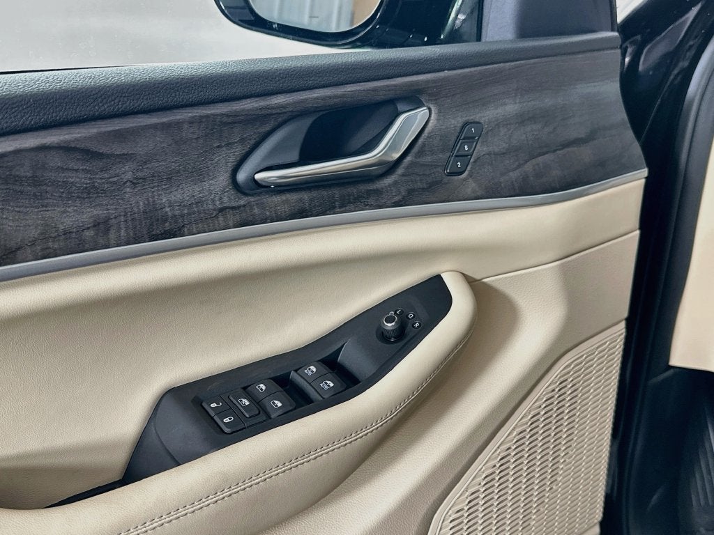 2027 Jeep Grand Cherokee GRAND CHEROKEE LIMITED 4X4