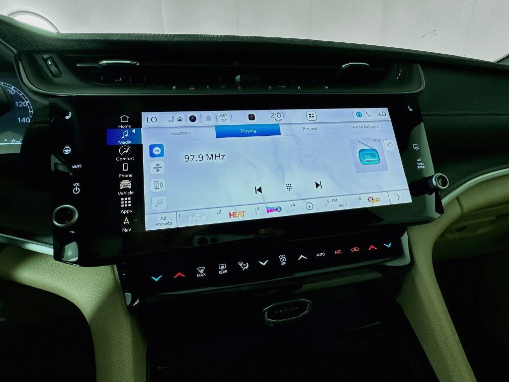 2027 Jeep Grand Cherokee GRAND CHEROKEE LIMITED 4X4