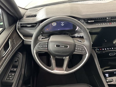 2027 Jeep Grand Cherokee GRAND CHEROKEE LIMITED RESERVE 4X4