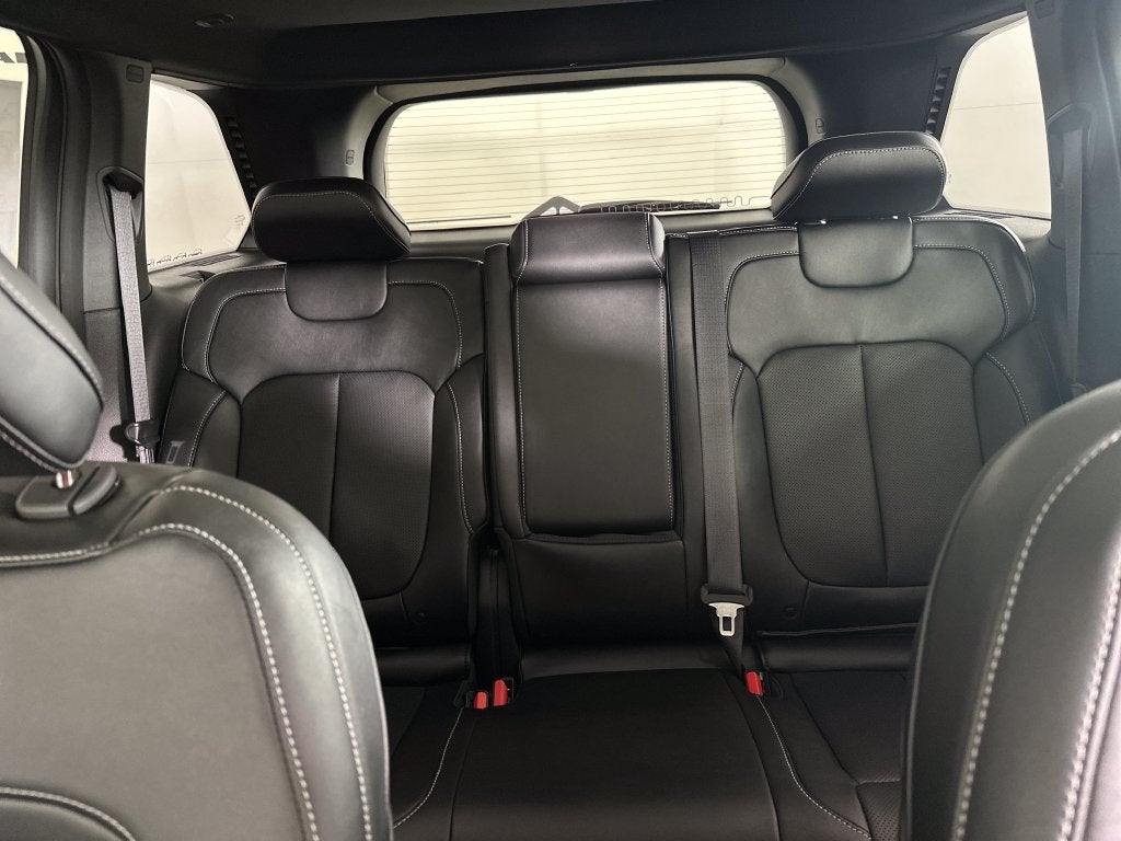 2027 Jeep Grand Cherokee GRAND CHEROKEE LIMITED RESERVE 4X4