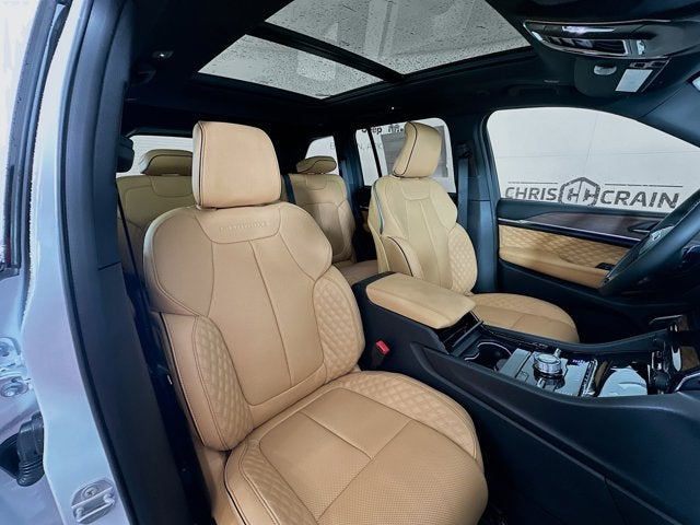 2025 Jeep Grand Cherokee GRAND CHEROKEE SUMMIT 4X4