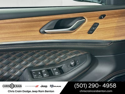 2026 Jeep Grand Cherokee GRAND CHEROKEE SUMMIT 4X4