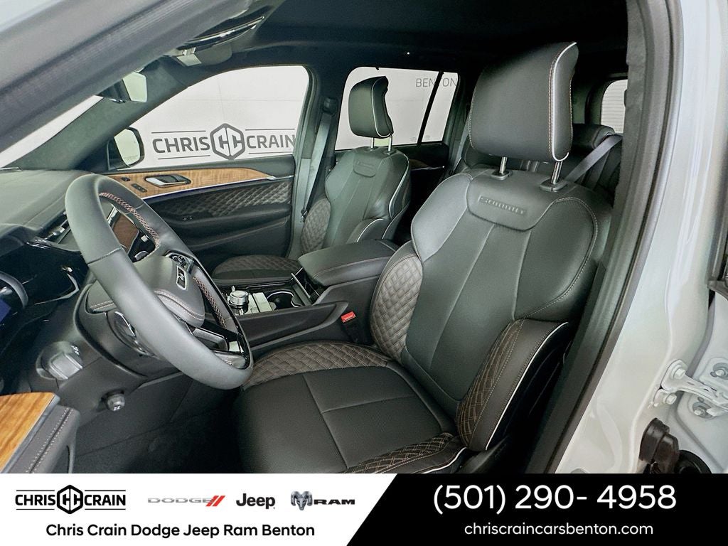 2026 Jeep Grand Cherokee GRAND CHEROKEE SUMMIT 4X4