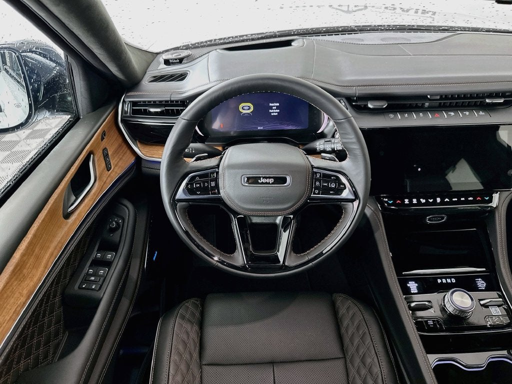 2027 Jeep Grand Cherokee Summit