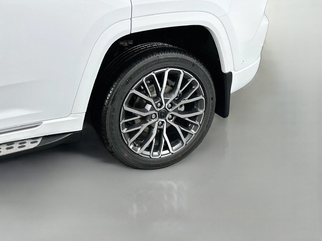 2027 Jeep Grand Cherokee Summit