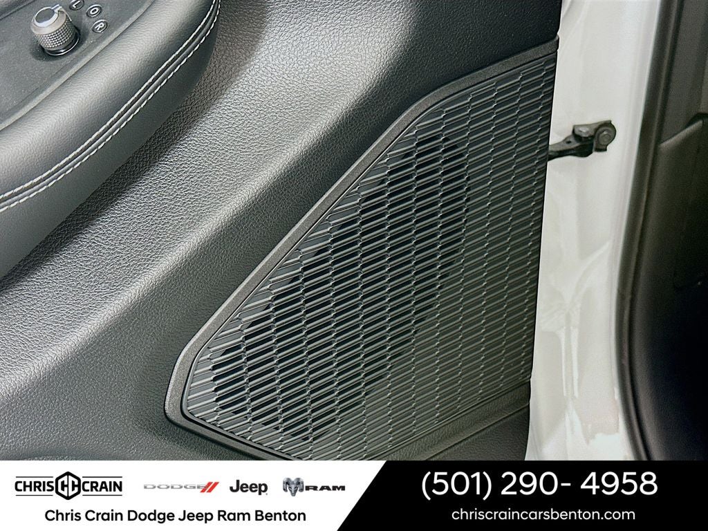 2025 Jeep Grand Cherokee GRAND CHEROKEE L LAREDO X 4X2