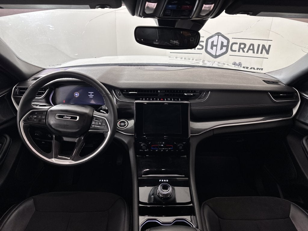 2023 Jeep Grand Cherokee L Altitude 4x2
