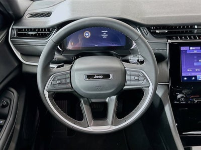 2025 Jeep Grand Cherokee GRAND CHEROKEE L LAREDO 4X2