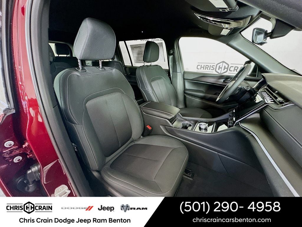2026 Jeep Grand Cherokee GRAND CHEROKEE L LAREDO 4X4