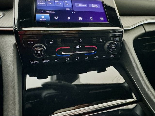 2024 Jeep Grand Cherokee L Altitude 4x4