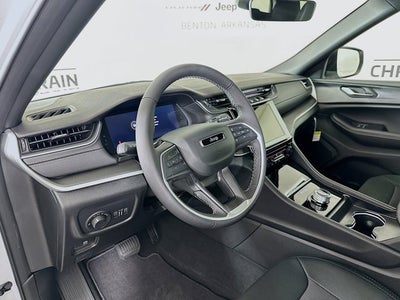 2025 Jeep Grand Cherokee GRAND CHEROKEE L LAREDO 4X4