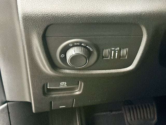 2025 Jeep Grand Cherokee GRAND CHEROKEE L LAREDO 4X4