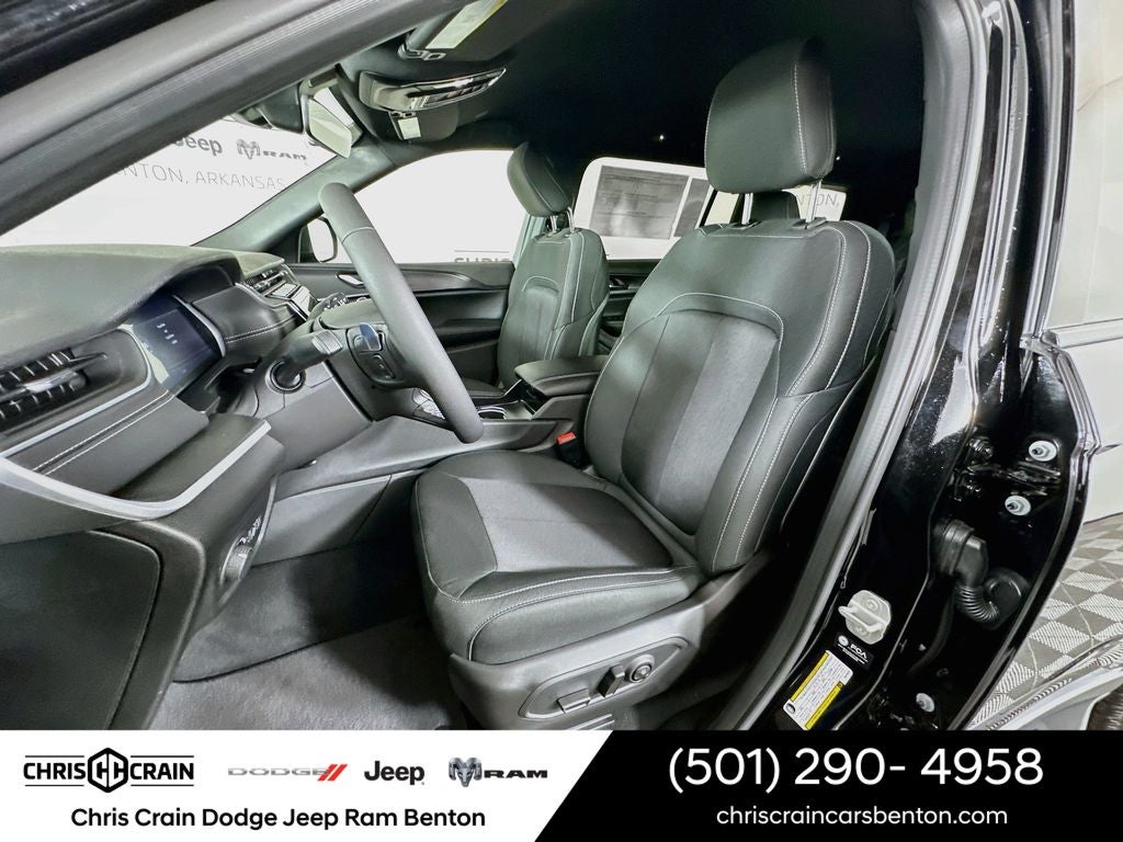 2026 Jeep Grand Cherokee GRAND CHEROKEE L LAREDO 4X4