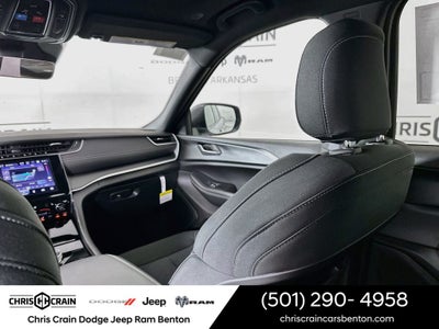 2026 Jeep Grand Cherokee GRAND CHEROKEE L LAREDO X 4X4