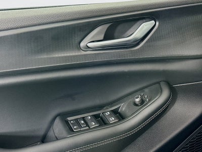 2025 Jeep Grand Cherokee GRAND CHEROKEE L LAREDO 4X4