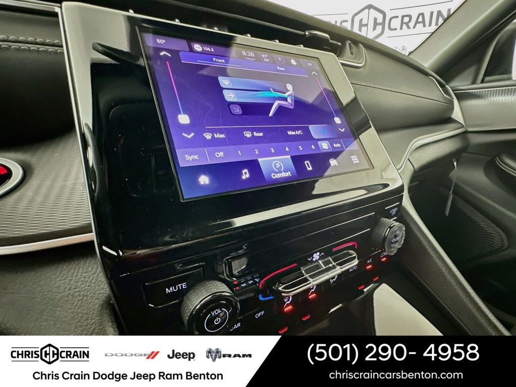 2026 Jeep Grand Cherokee GRAND CHEROKEE L LAREDO 4X4