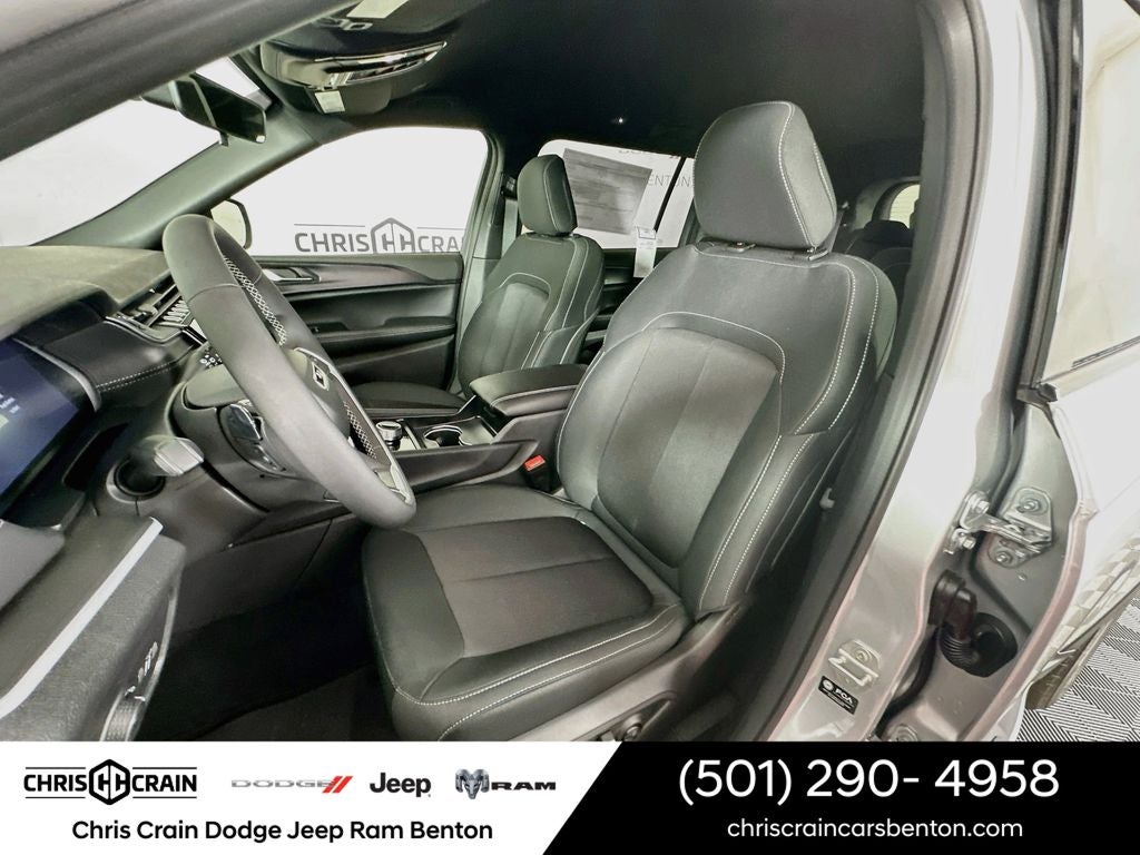 2026 Jeep Grand Cherokee GRAND CHEROKEE L LAREDO 4X4
