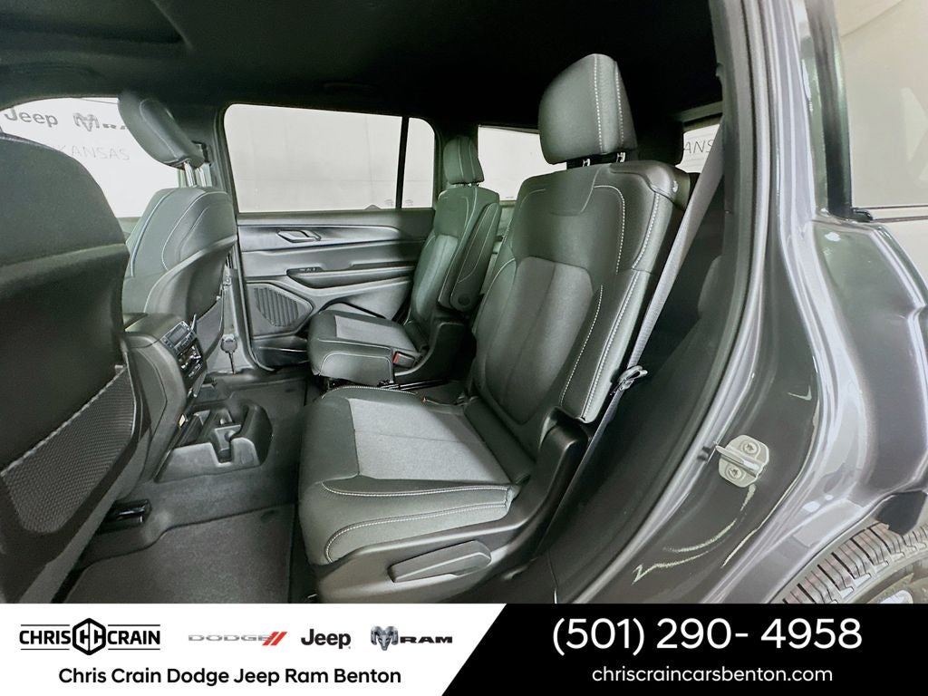 2026 Jeep Grand Cherokee GRAND CHEROKEE L LAREDO X 4X4