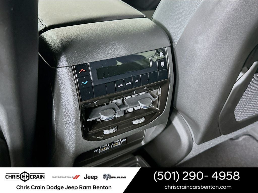 2026 Jeep Grand Cherokee GRAND CHEROKEE L LAREDO 4X4