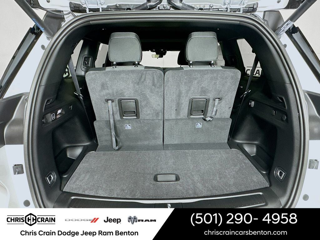 2026 Jeep Grand Cherokee GRAND CHEROKEE L LAREDO X 4X4