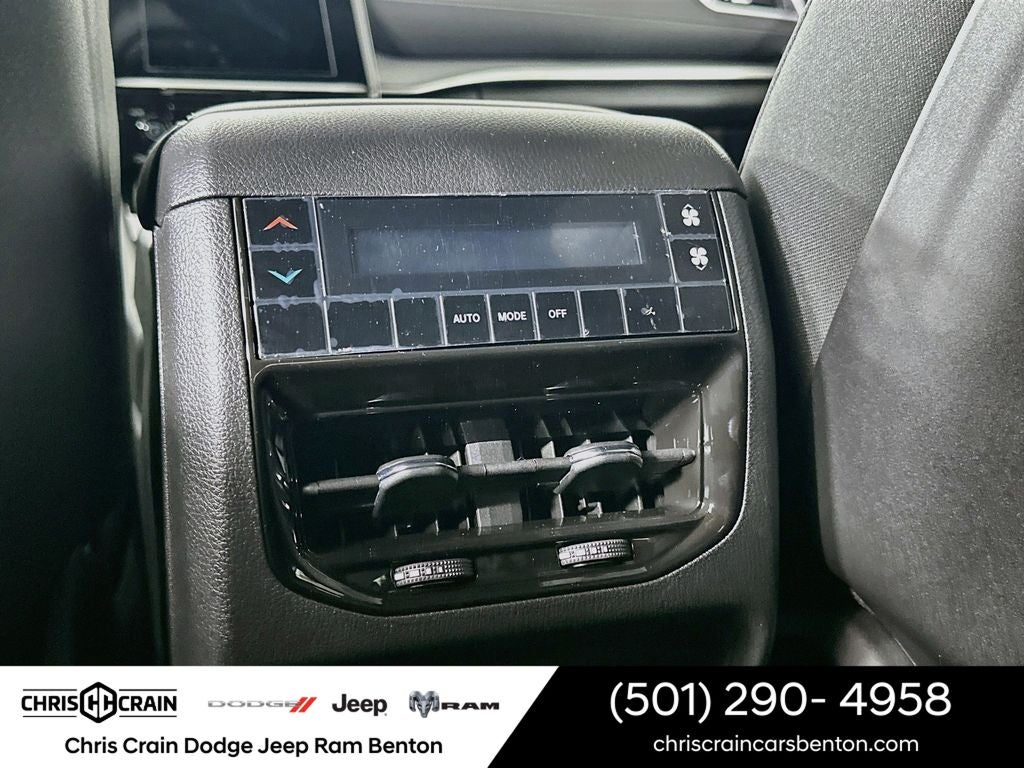 2026 Jeep Grand Cherokee L Laredo