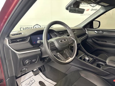 2025 Jeep Grand Cherokee L Altitude X 4x4