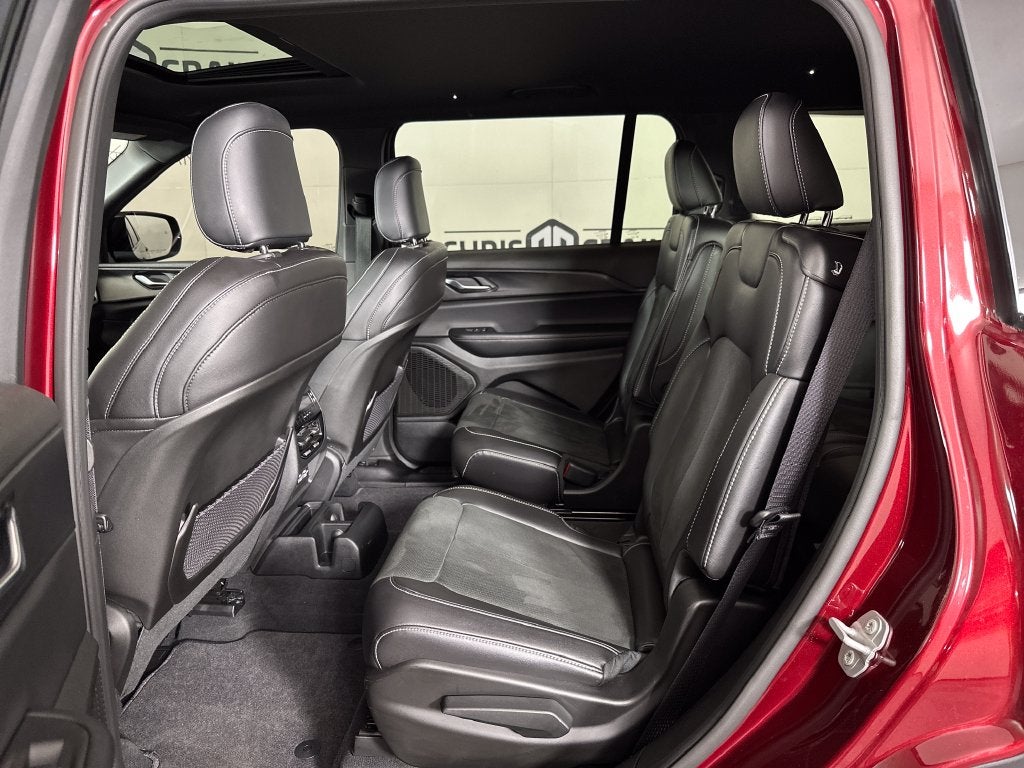 2025 Jeep Grand Cherokee L Altitude X 4x4