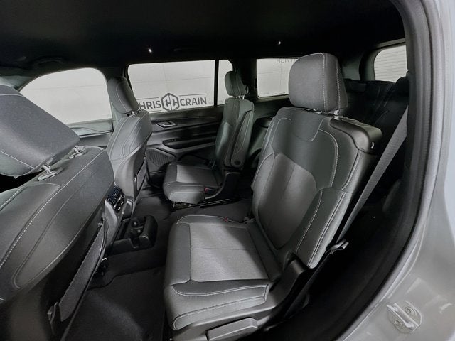 2025 Jeep Grand Cherokee GRAND CHEROKEE L LAREDO 4X4