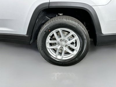 2025 Jeep Grand Cherokee GRAND CHEROKEE L LAREDO 4X4