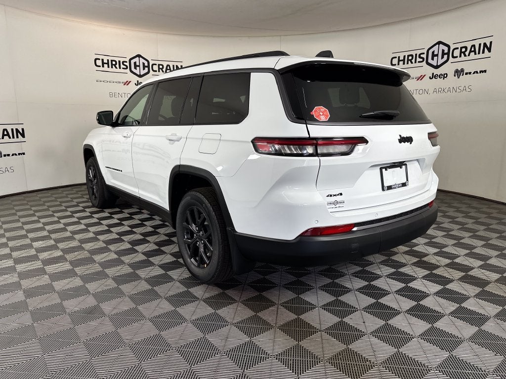2027 Jeep Grand Cherokee L Laredo Altitude