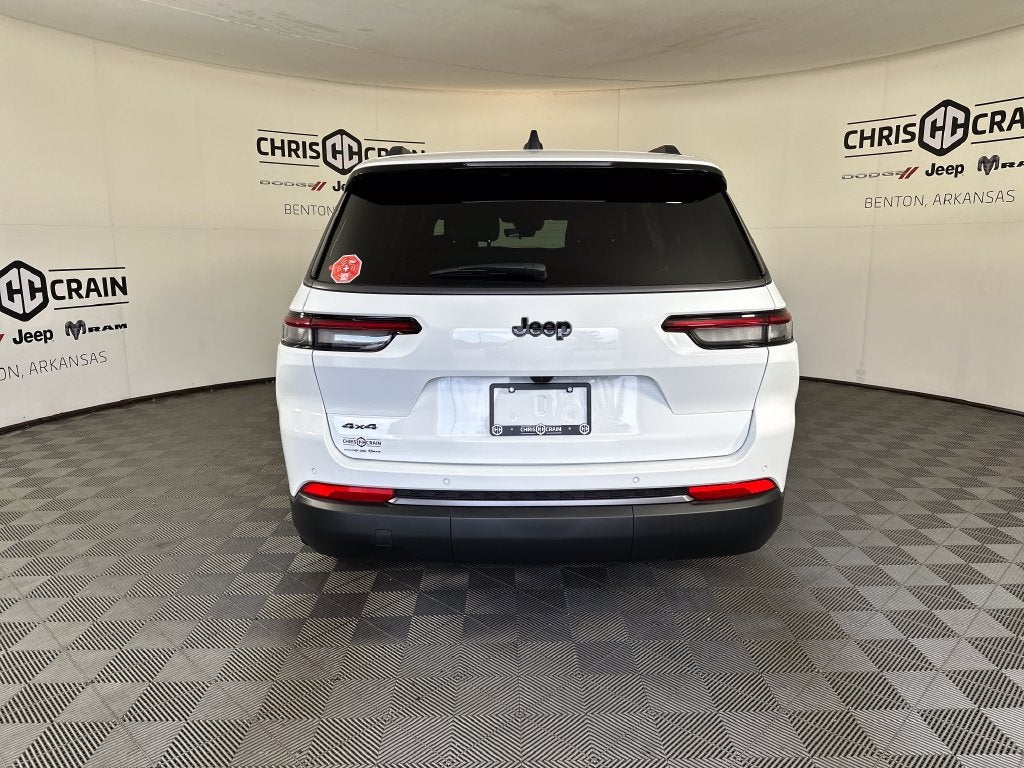 2027 Jeep Grand Cherokee L Laredo Altitude