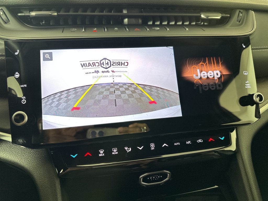 2027 Jeep Grand Cherokee GRAND CHEROKEE L LAREDO ALTITUDE 4X4