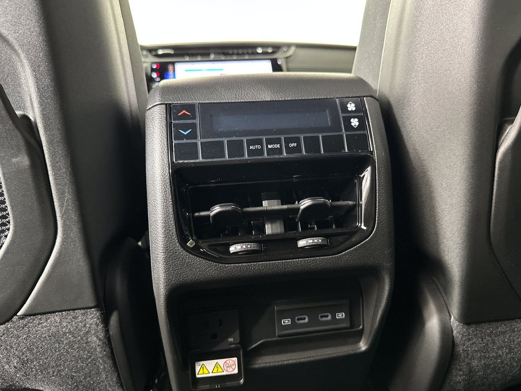 2027 Jeep Grand Cherokee GRAND CHEROKEE L LAREDO ALTITUDE 4X4