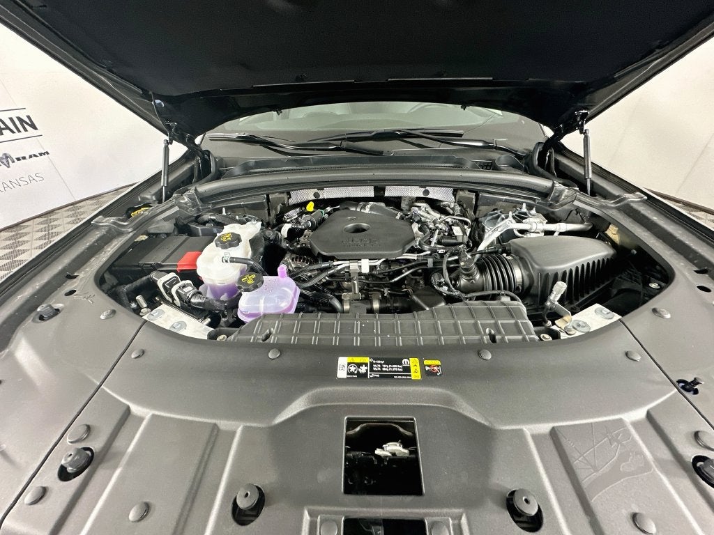 2027 Jeep Grand Cherokee GRAND CHEROKEE L LAREDO ALTITUDE 4X4