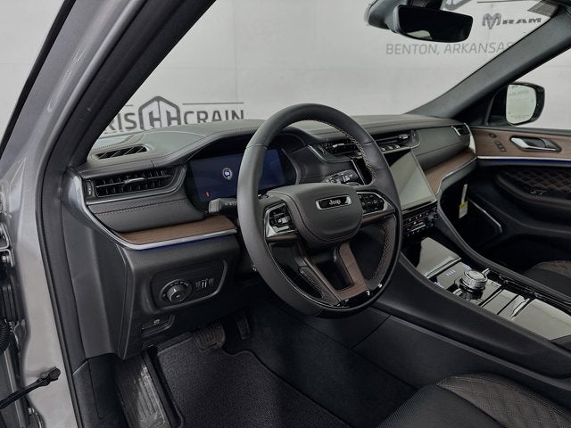 2025 Jeep Grand Cherokee GRAND CHEROKEE L SUMMIT 4X4